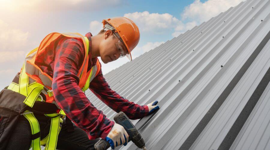 Professional gutter cleaning in Melrose, LA